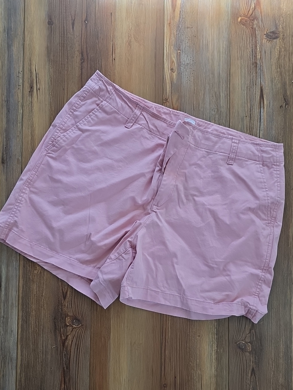 GAP Women's Light Pink Cotton Bermudas